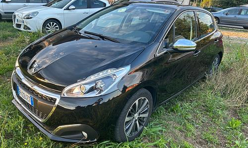 Peugeot 208 Puretech...