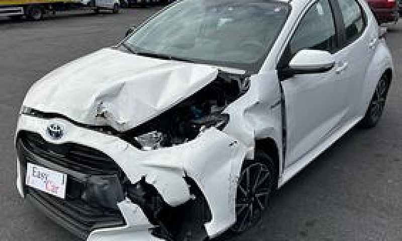 Toyota Yaris 1.5 Hyb...
