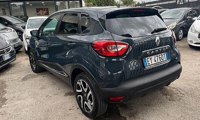Renault Captur 1.5 D...