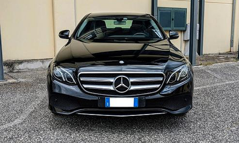 Mercedes-Benz E 200 ...