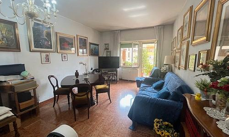 Appartamento 4 Piano...