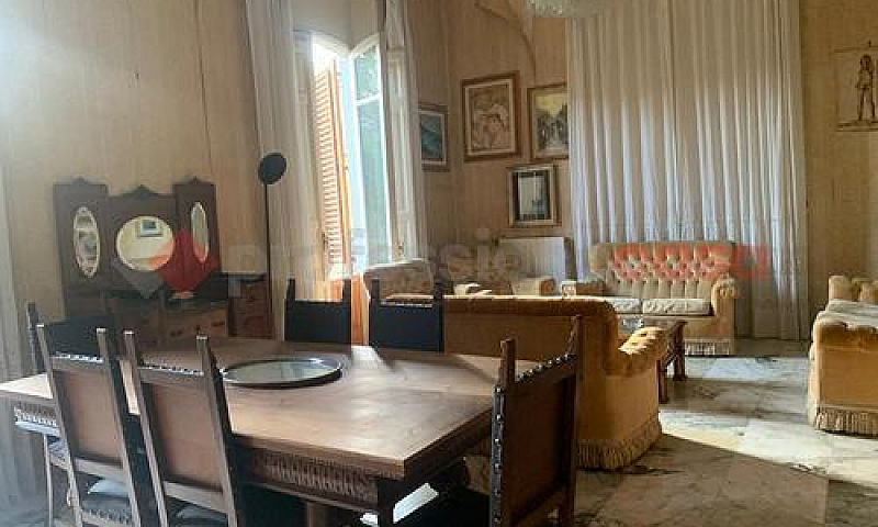 Appartamento Reggio ...