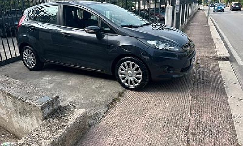 Ford Fiesta Fiesta 1...