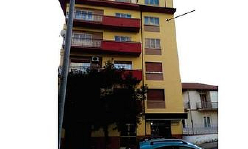 Appartamento Con Gar...