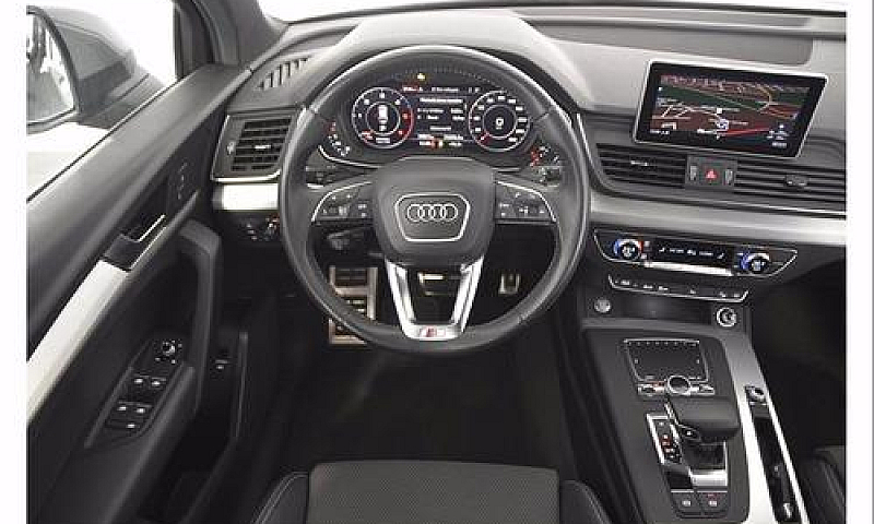 Audi Q5...