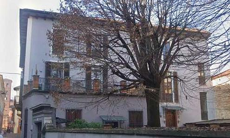 Appartamento Ad Asti...
