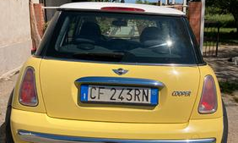 Mini Cooper...