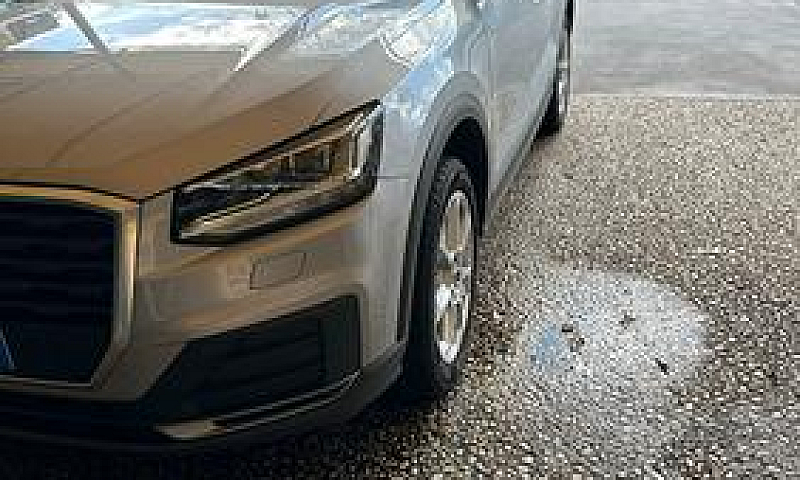 Audi Q2 1.6 Tdi Desi...
