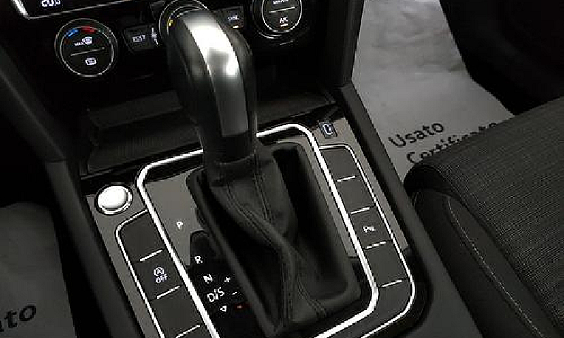 Volkswagen Passat Va...