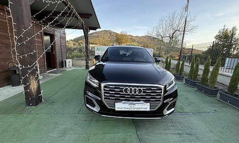 Audi Q2 S Line 2.0 T...