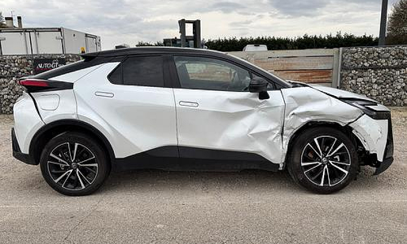 Toyota C-Hr 2.0 Phev...