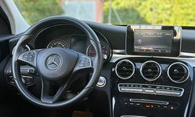 Mercedes Benz C220...