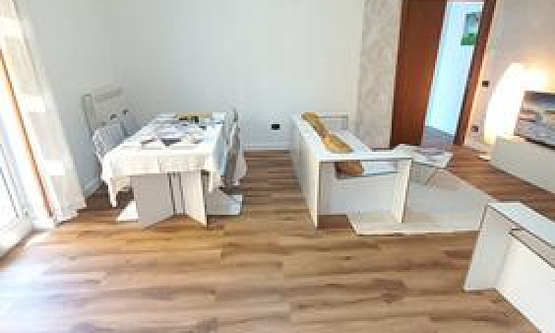 Leporano Ampio 3 Van...