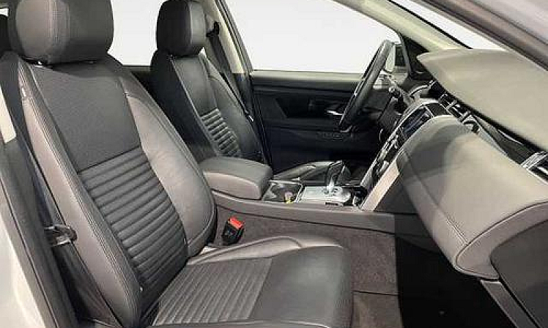 Land Rover Discovery...