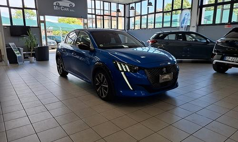 Peugeot 208 Gt Benzi...