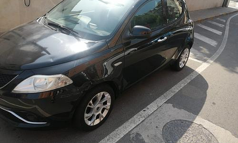 Lancia Y 1.2 Platino...