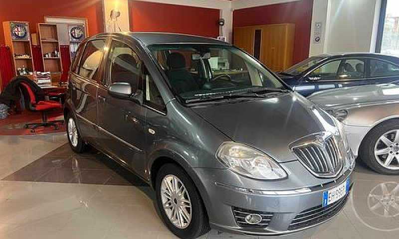 Lancia Musa 1.3 Mjt ...