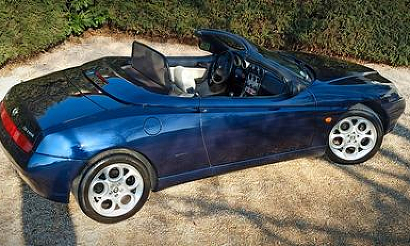 Alfa Romeo Spider - ...