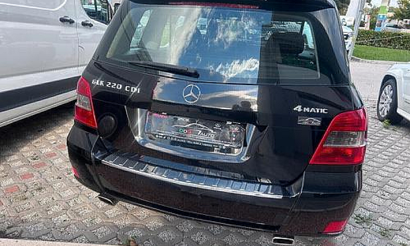 Mercedes- Glk 220 4M...