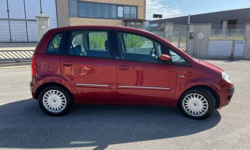 Lancia Musa 1.4 Benz...