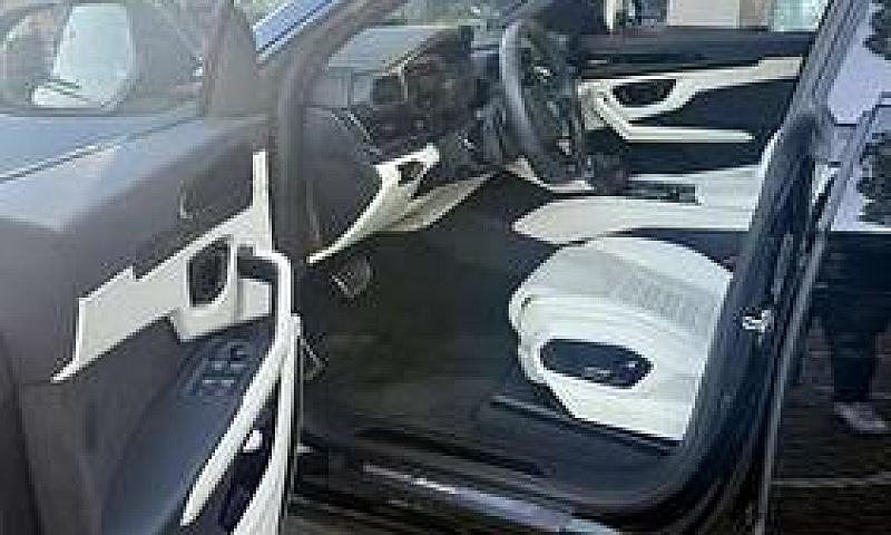 Lamborghini Urus Uru...