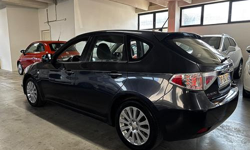 Subaru Impreza 2.0R ...