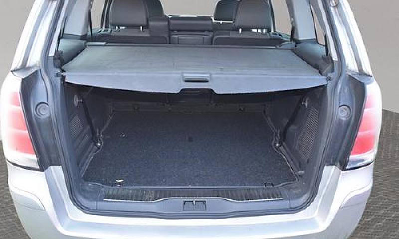 Opel Zafira 1.9 Cdti...