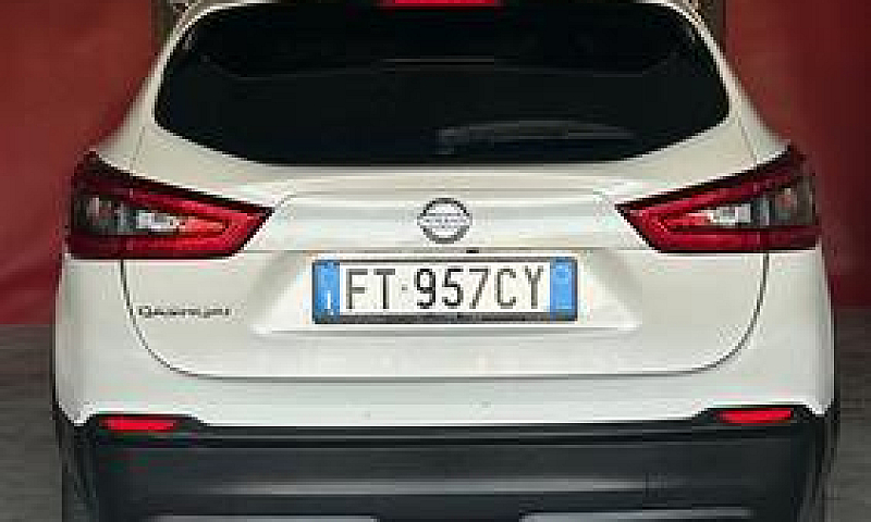 Nissan Qashqai 1.5 D...