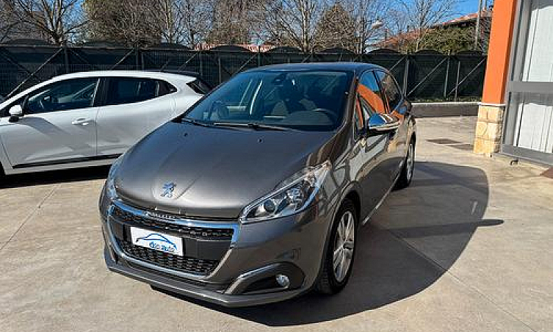 Peugeut 208 Allure 5...