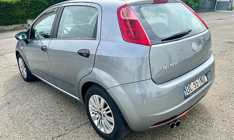 Fiat Grande Punto 1....
