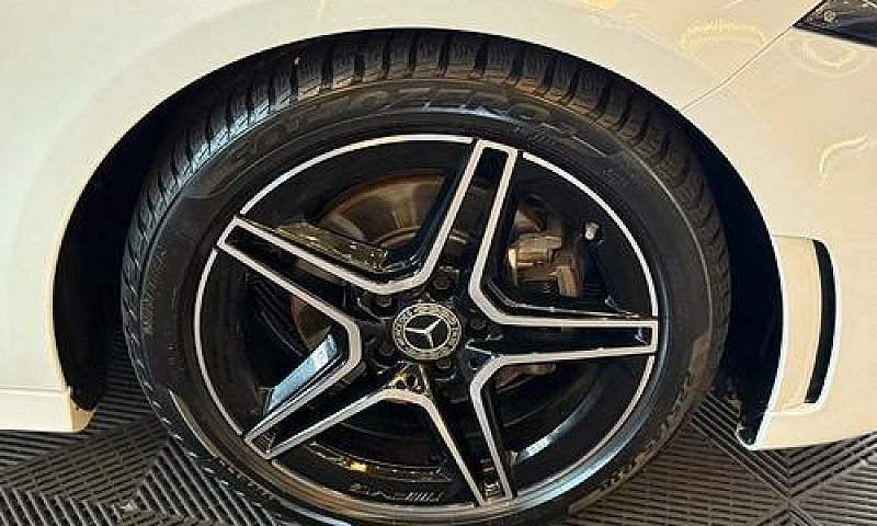 Mercedes-Benz A 200 ...