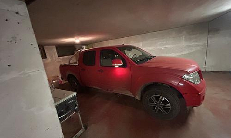 Nissan Navara 4X4...