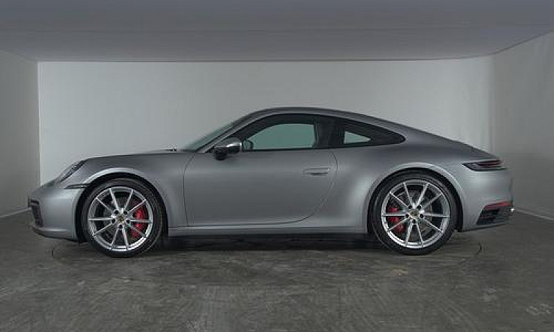 Porsche 911 Coupe 3....