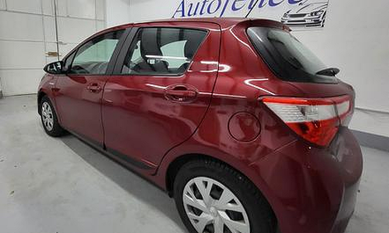 Toyota Yaris 1.5 Hyb...