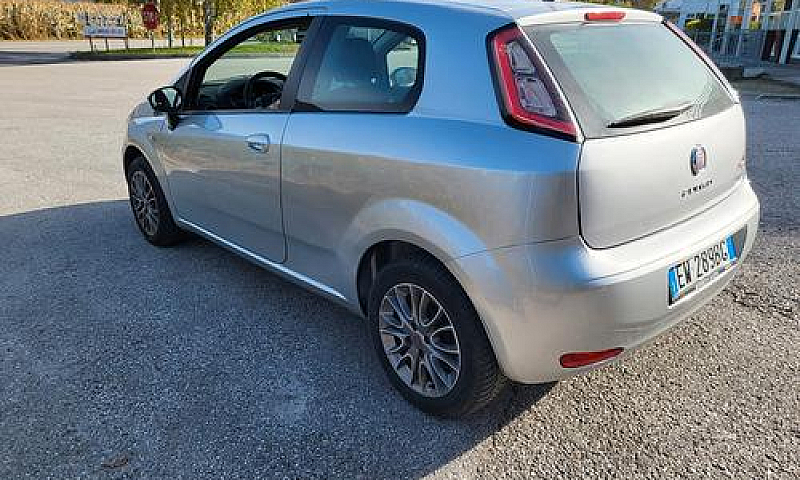Fiat Punto Evo 1.2 8...