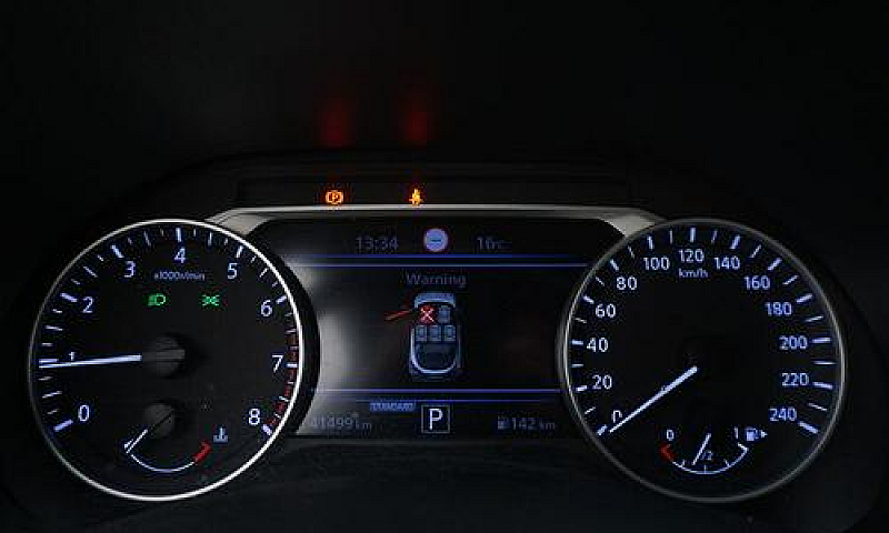 Nissan Juke N-Connec...