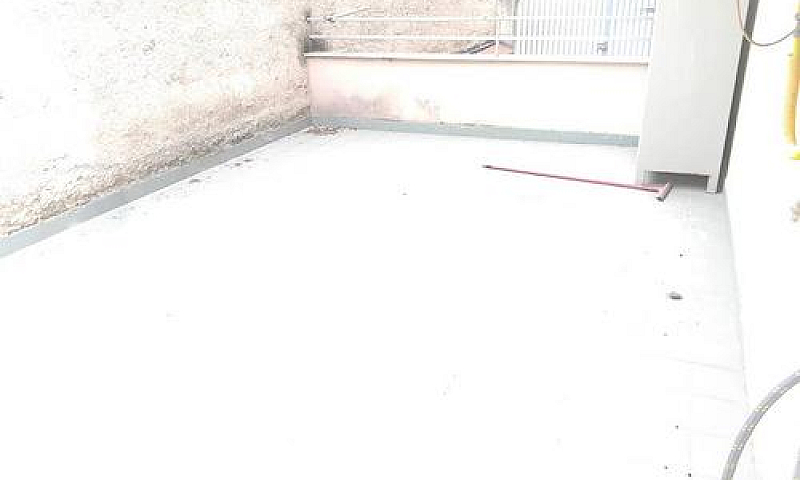 Appartamento Con Ter...