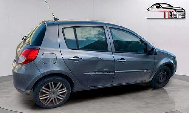 Renault Clio 1.2 Ben...