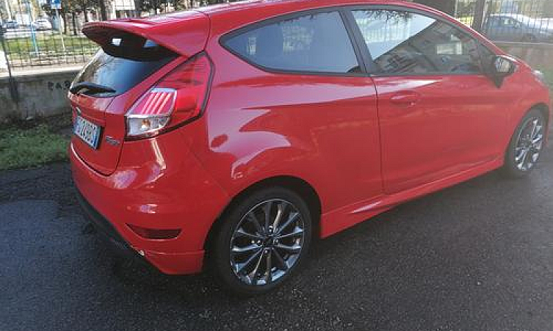 Ford Fiesta 1.5 Tdci...