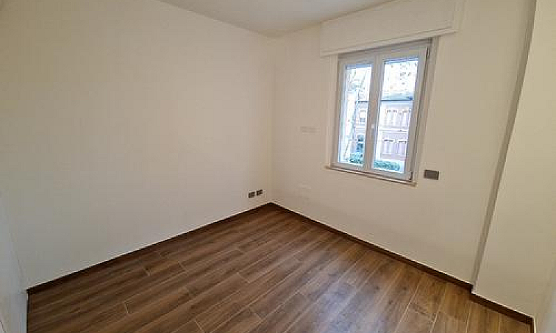 Bilocale Viale Cecca...