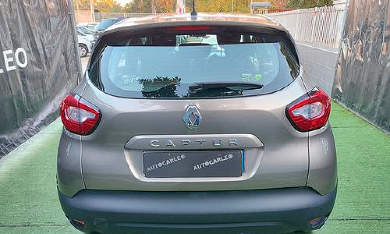 Renault Captur 1.5 D...