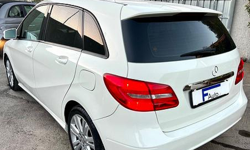 Mercedes-Benz B 180 ...