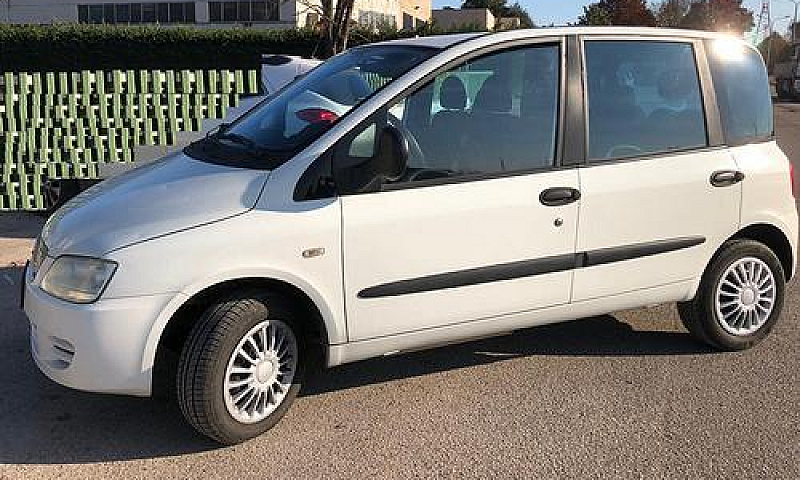Autovettura Fiat Mul...