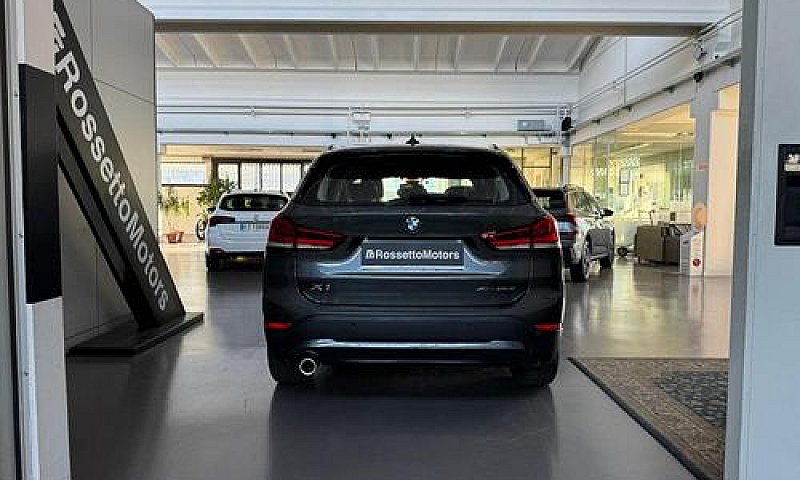 Bmw X1 Xdrive25E Bus...