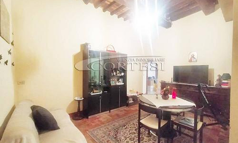Appartamento Di Mq 9...
