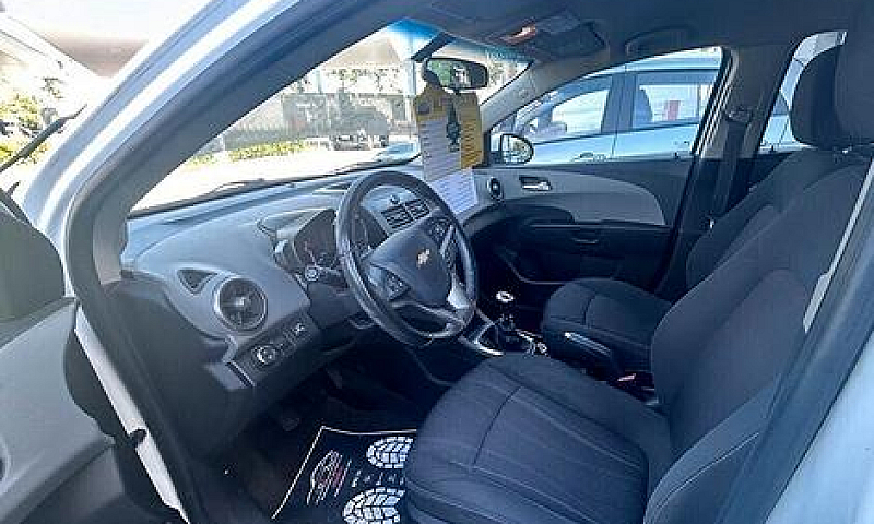 Chevrolet Aveo 1200 ...