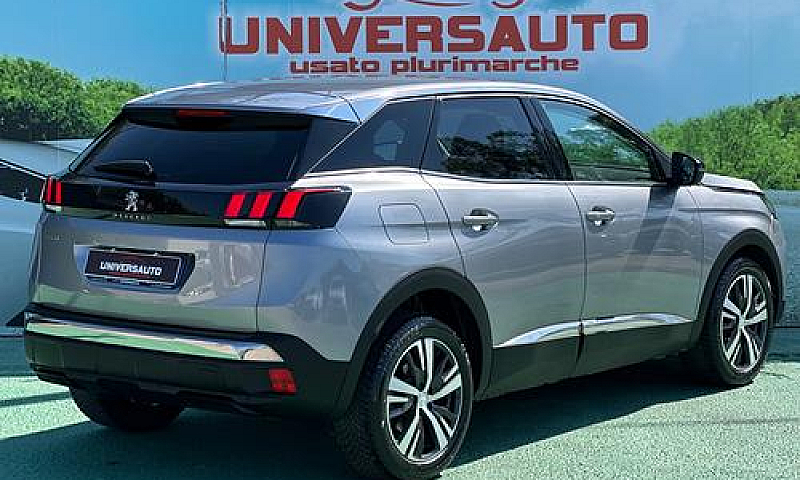 Peugeot 3008 1.5 Blu...