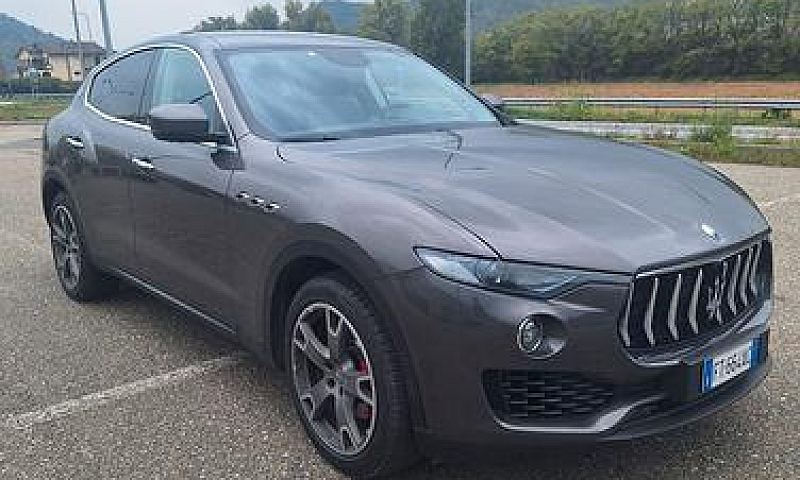 Maserati Levante V6 ...