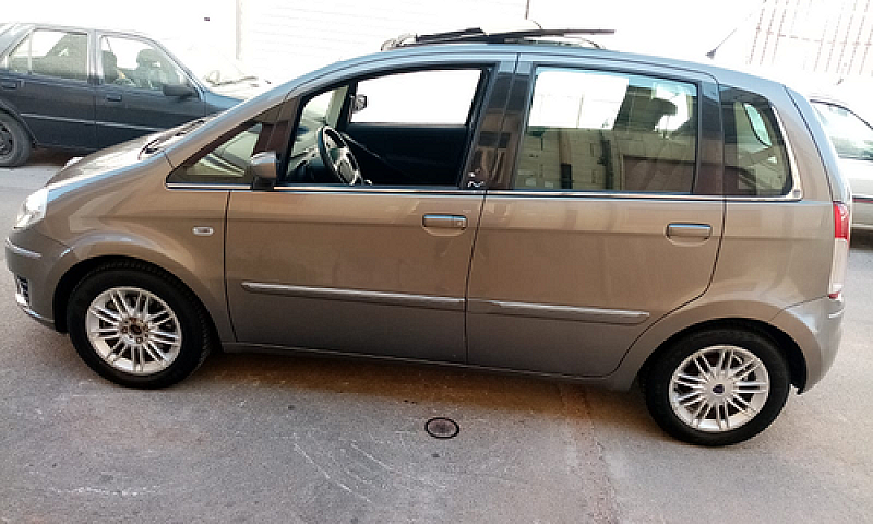 Lancia Musa 1.3 Mjt ...