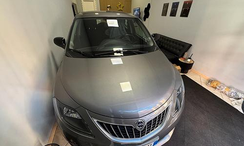 Lancia Ypsilon 1.0 F...